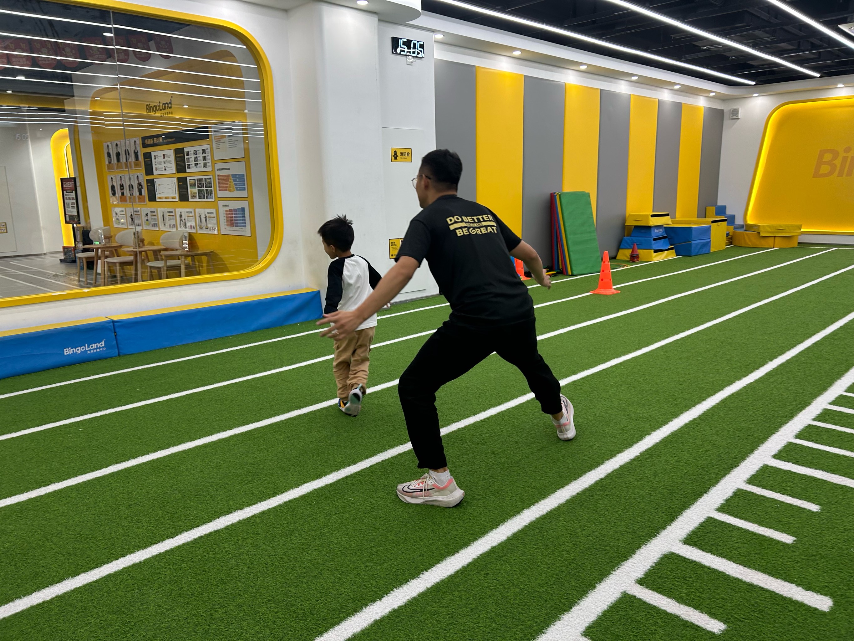 星空体育娱乐-运动员的日常：训练、休闲与生活点滴的简单介绍